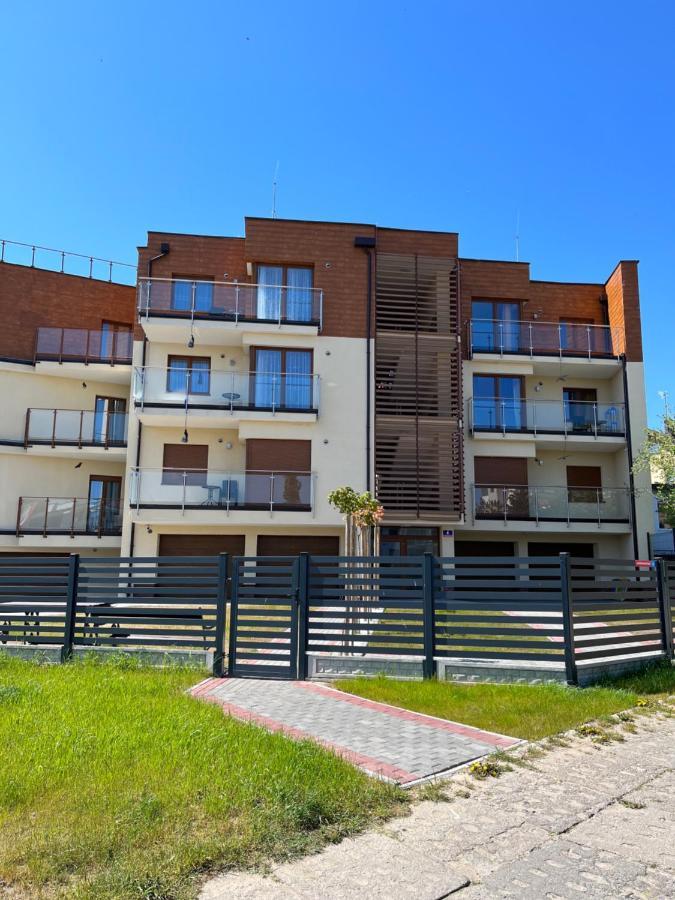Baltic Vip Nowe Apartamenty Blisko Plazy Реваль Экстерьер фото