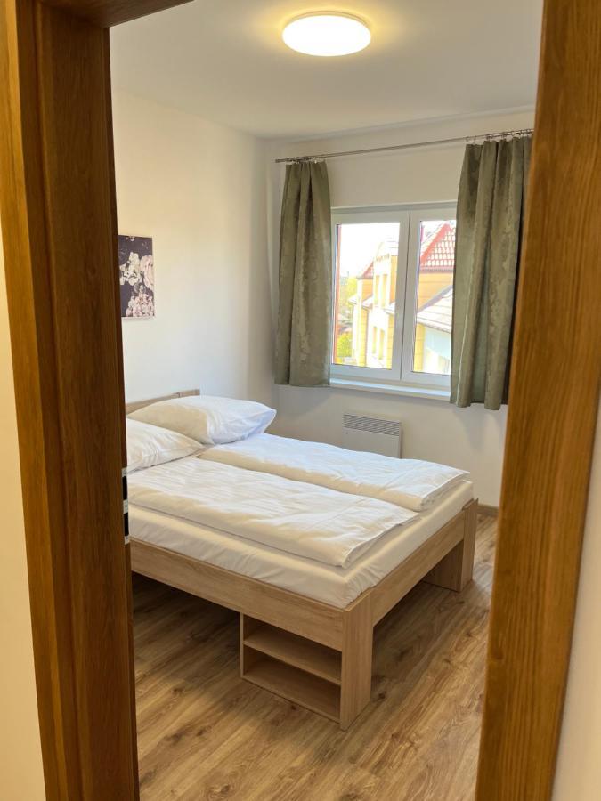 Baltic Vip Nowe Apartamenty Blisko Plazy Реваль Экстерьер фото
