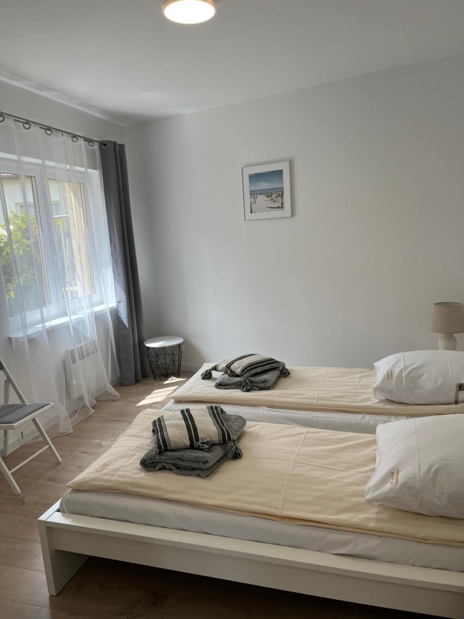 Baltic Vip Nowe Apartamenty Blisko Plazy Реваль Экстерьер фото